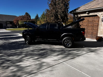 2024 GMC Canyon AT4X