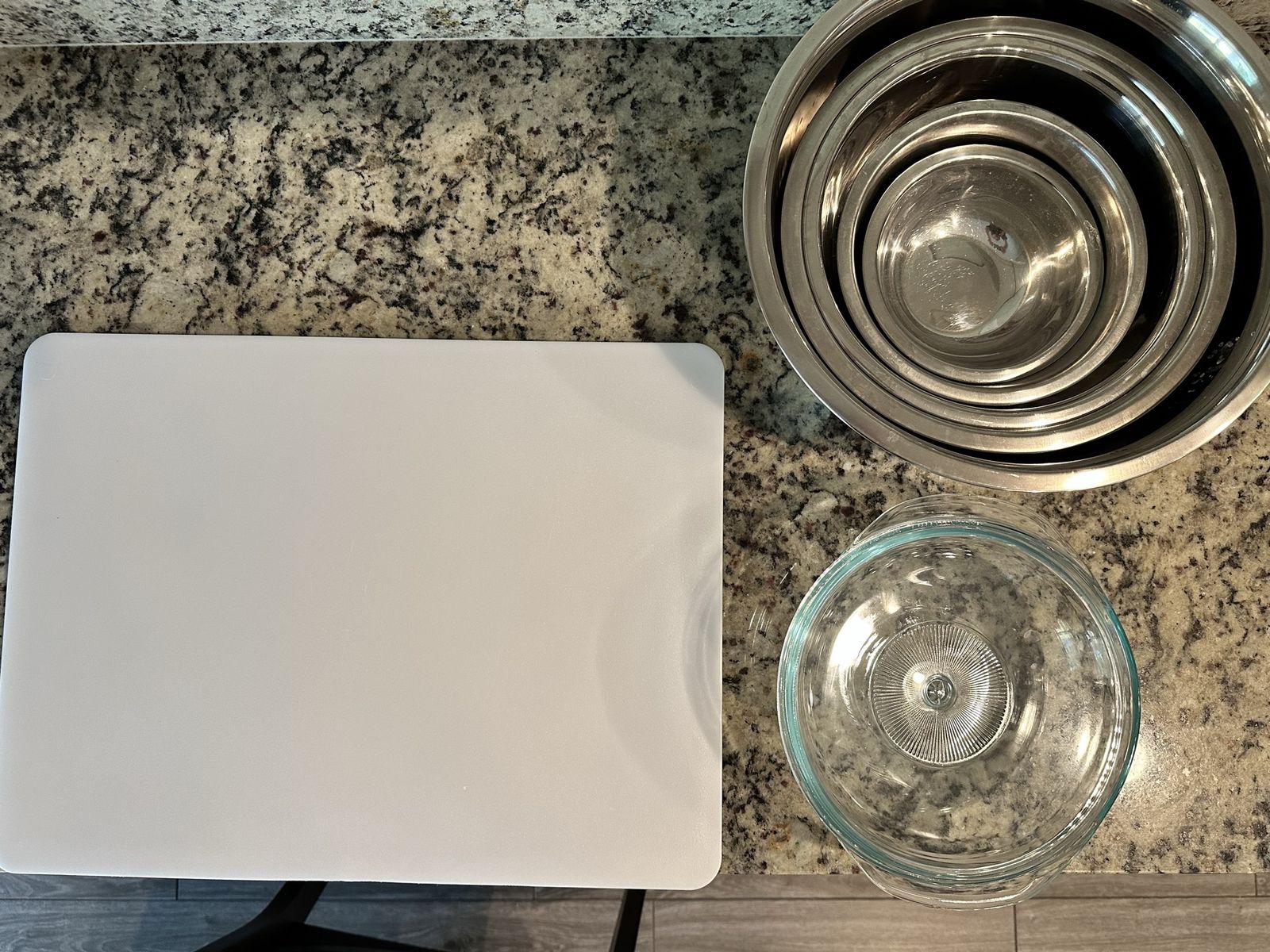 Canning supplies (metal bowls, glad bowl and cutting board)