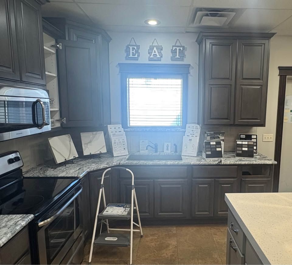Alder New Display Kitchen Cabinets