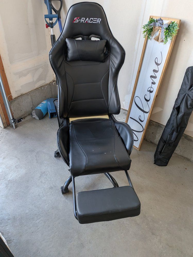 Gaming chair