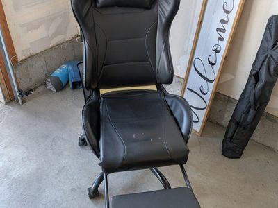 Gaming chair