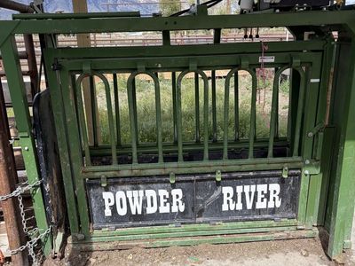 Powder River Hydraulic Chute