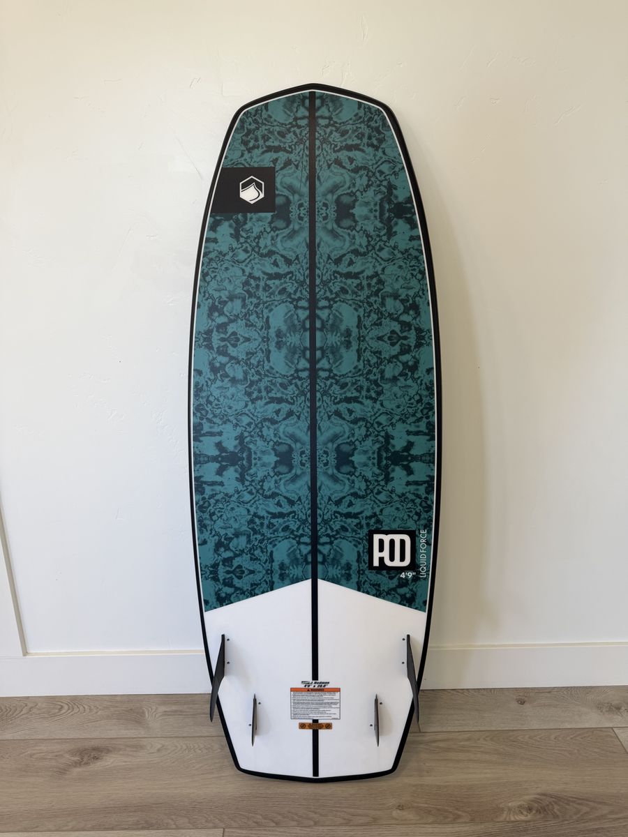 Liquid Force Pod Wake Surfboard