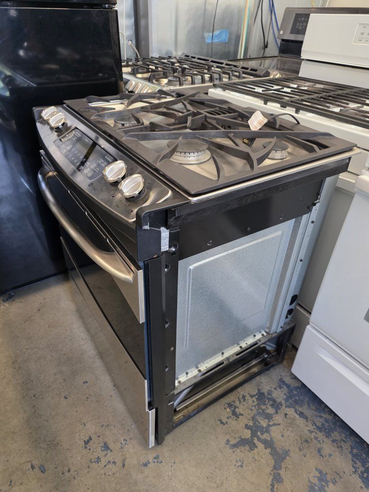 Main image 6