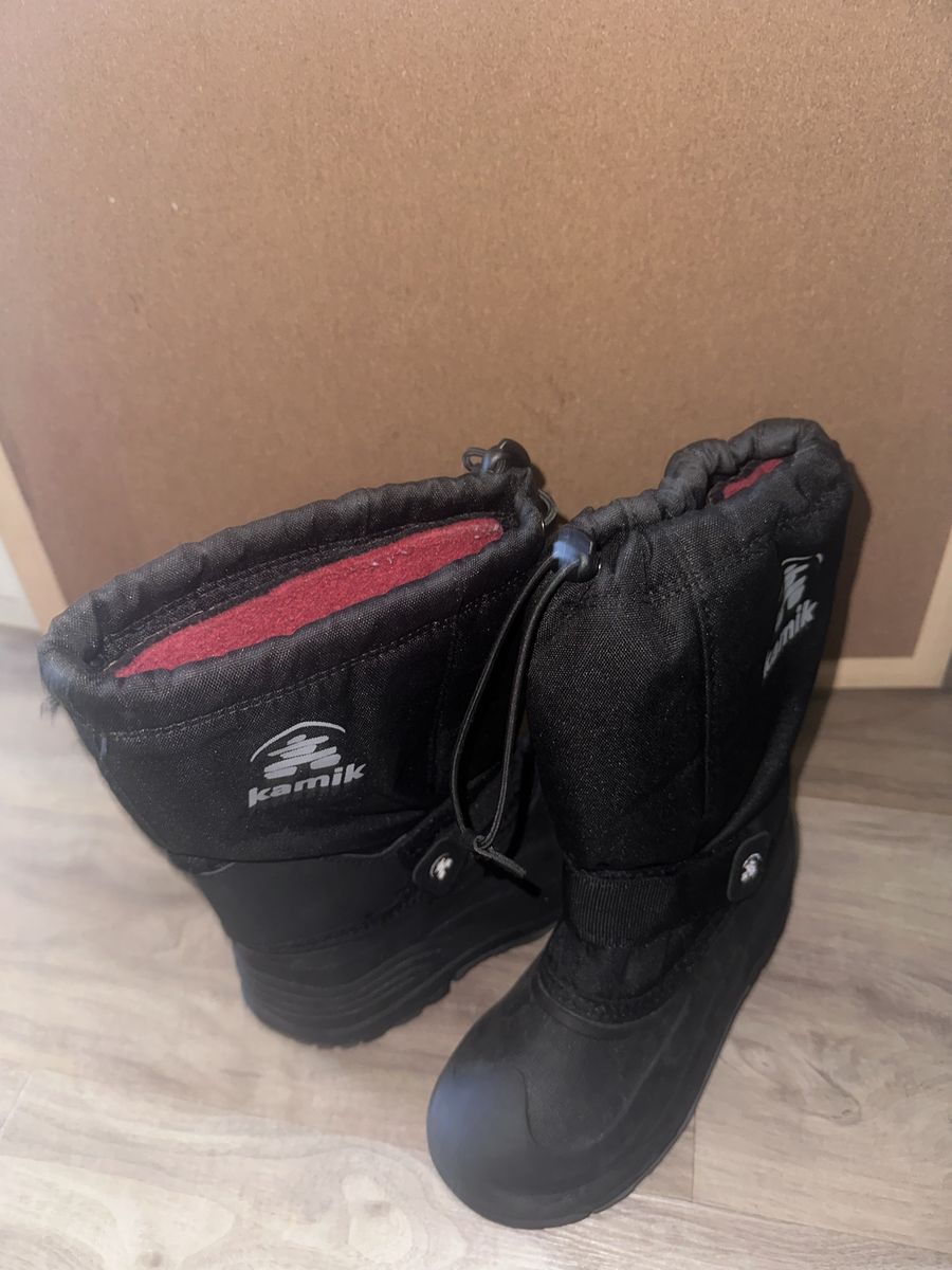 Kamik Black Winter Snow Boots for kids Size 3