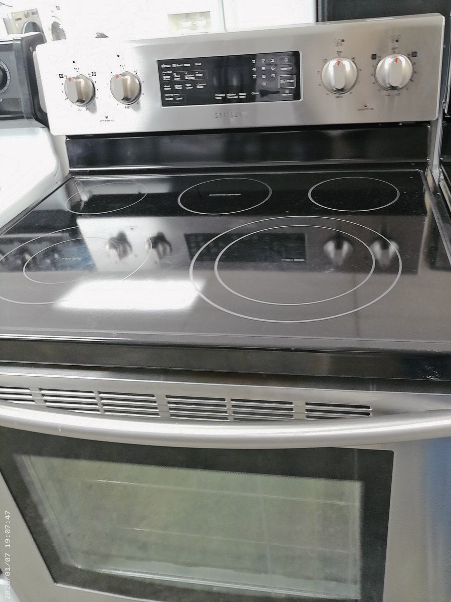 Samsung Smooth Top Stove~90 Day Guarantee