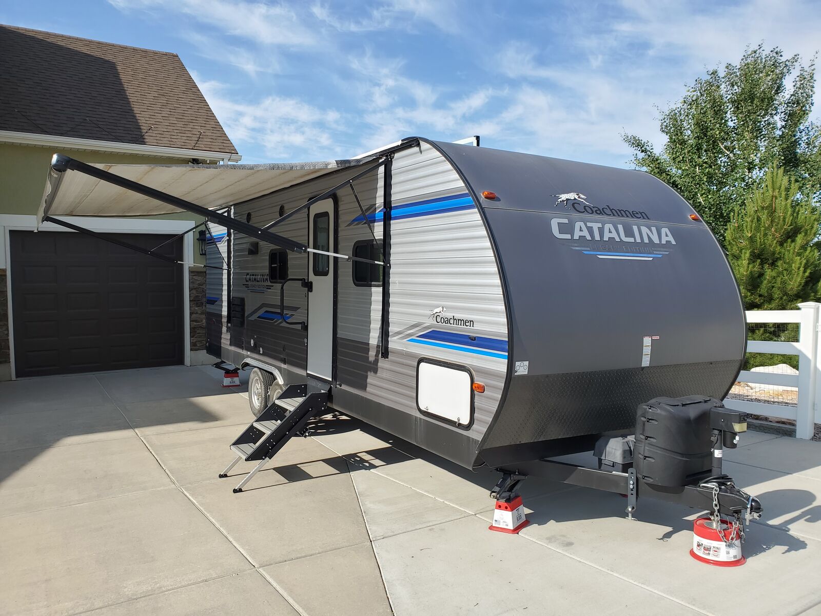 2021 Catalina 243RBS