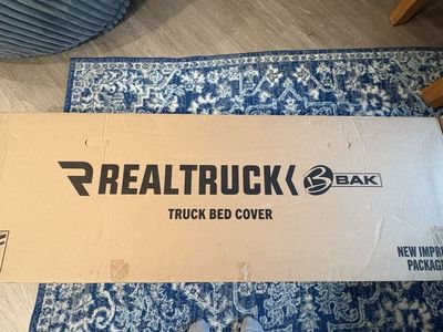 RealTruck BAK-448339 BAKflip MX4 Hard Folding Truck Bed Cover for Ford F150 5'7" Bed, Brand New!