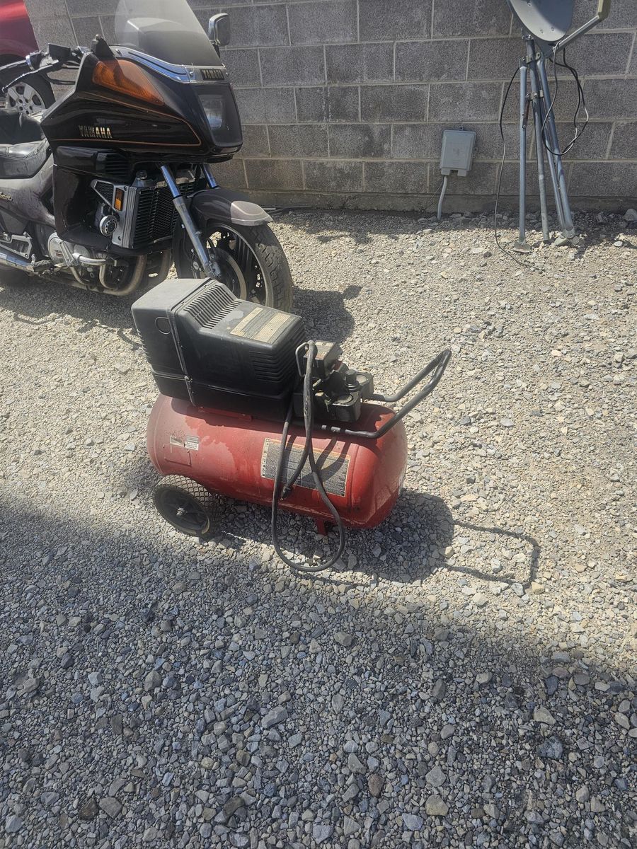 Air compressor