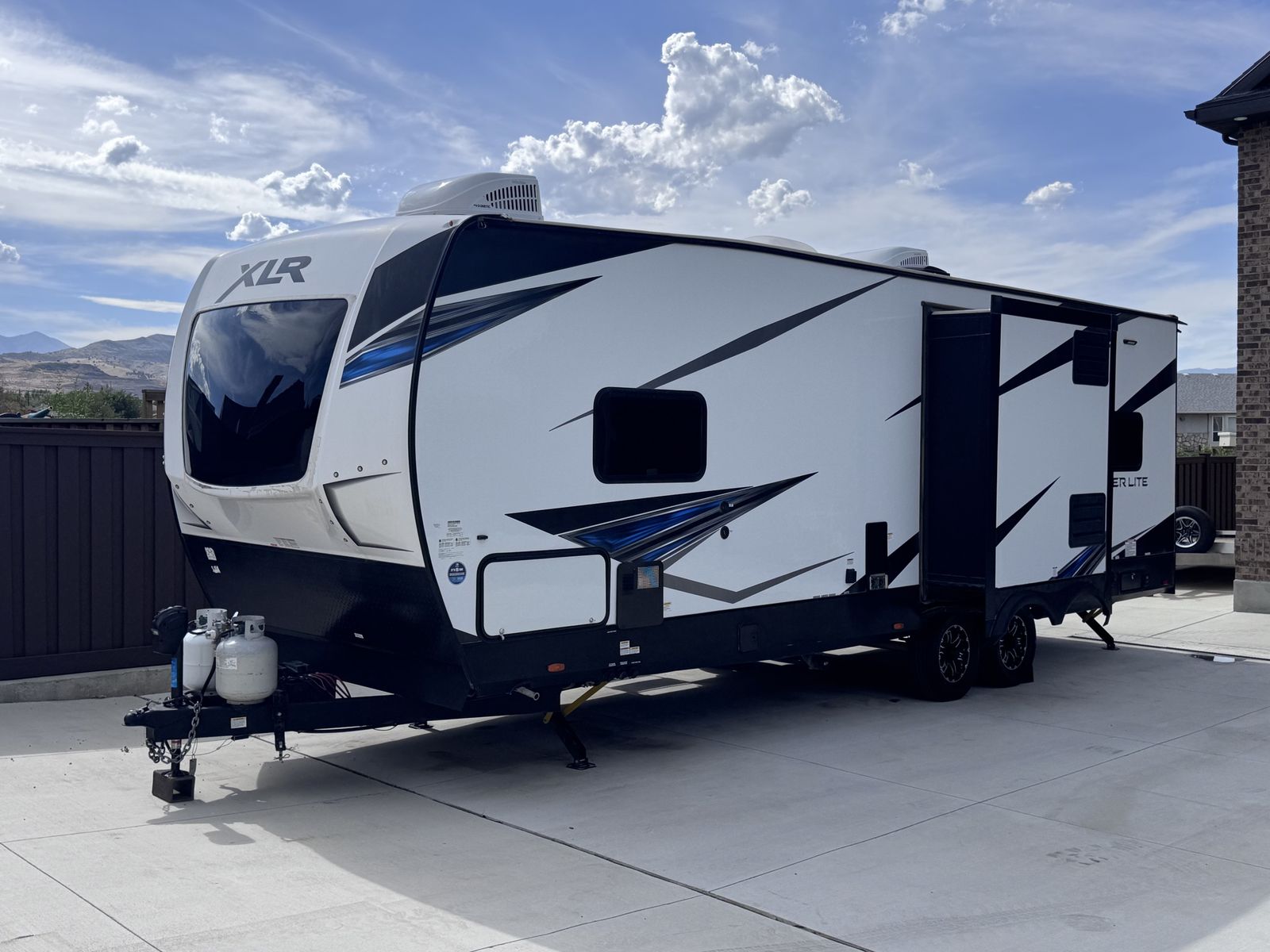 2022 Forest River XLR Hyper Lite M-2815 Toy Hauler Travel Trailer