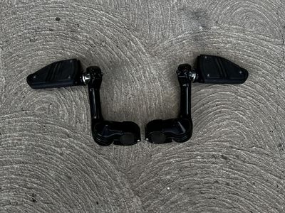 Ciro Black Engine Guard Highway Pegs and Mounts