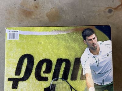 Tennis balls