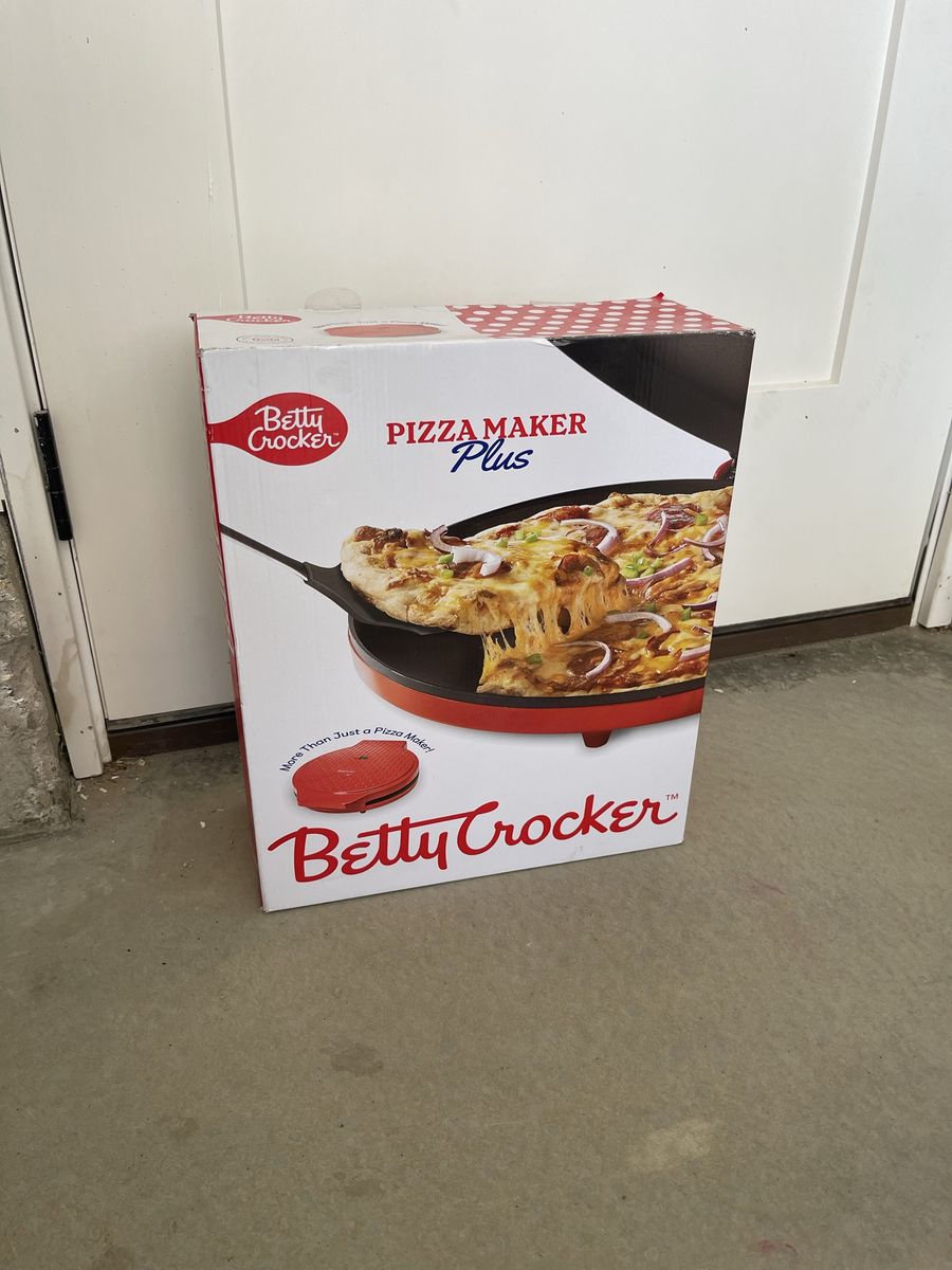Betty Crocker Pizza Maker Plus 12" Electric Countertop Pizza Oven Non-stick