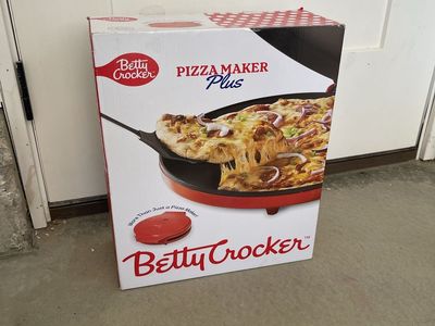 Betty Crocker Pizza Maker Plus 12" Electric Countertop Pizza Oven Non-stick