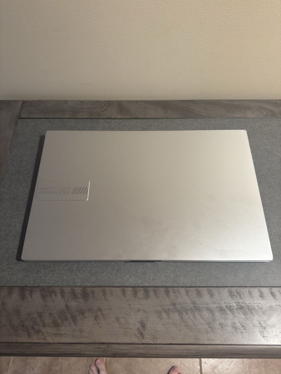 ASUS VivoBook 15 Laptop - Intel Core i3 - Great Condition