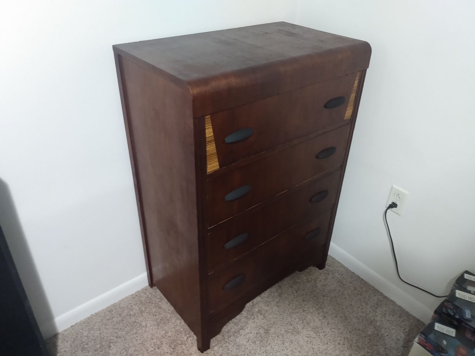 Main image 4