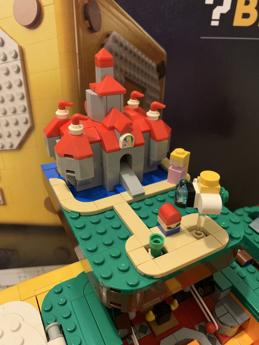 Main image 3