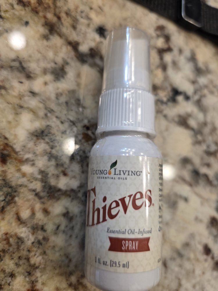 Young Living Thieves Essential Oil-Infused Spray 1 fl. oz.