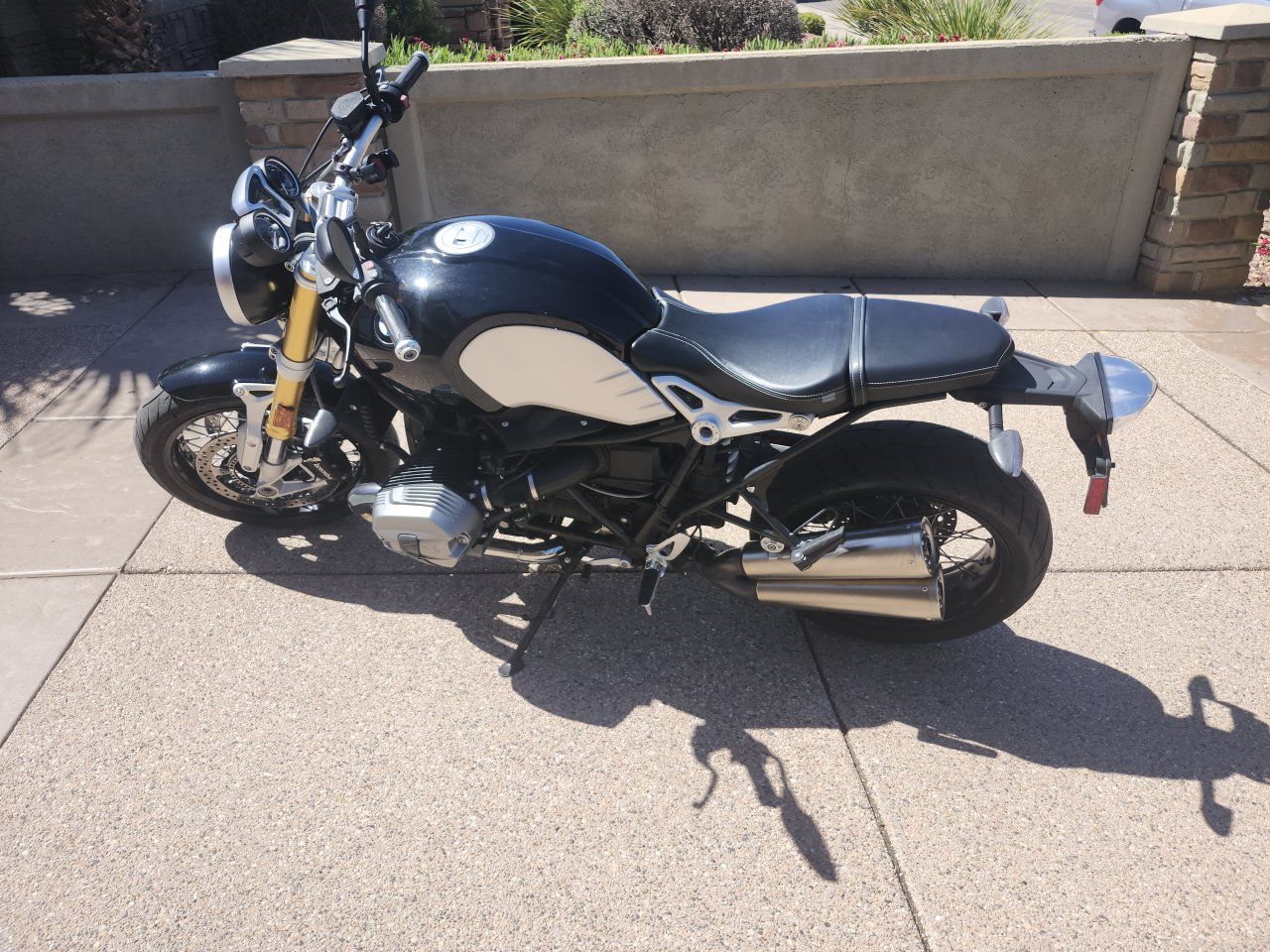 BMW R nineT Used Motorcycle - Black/White with 4993 Miles