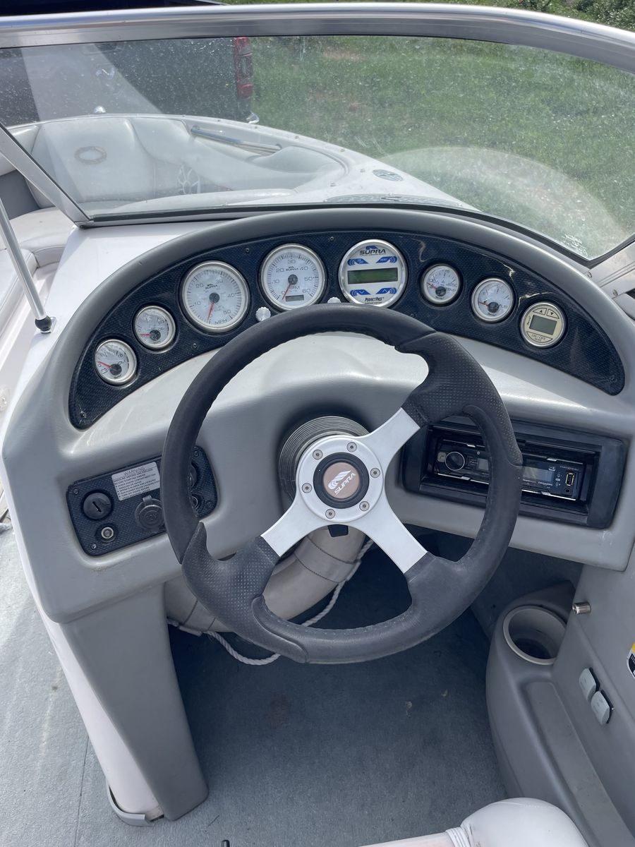 Main image 6