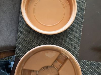 Plantar Saucers