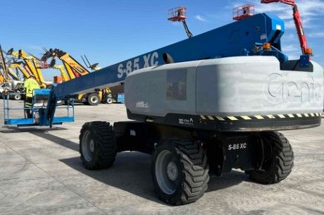 2018 Genie S85XC Boom Lift with Extra Capacity