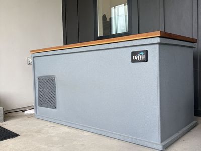 Renu Therapy Cold Plunge- moving must go