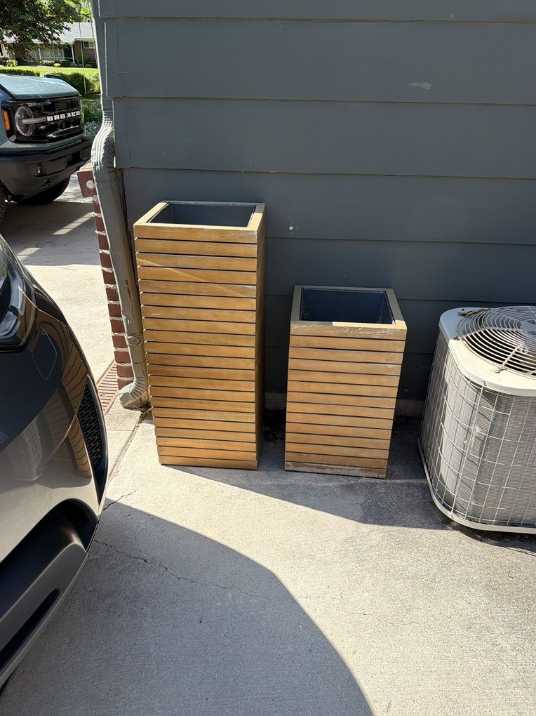 Modern Wood Planter Boxes