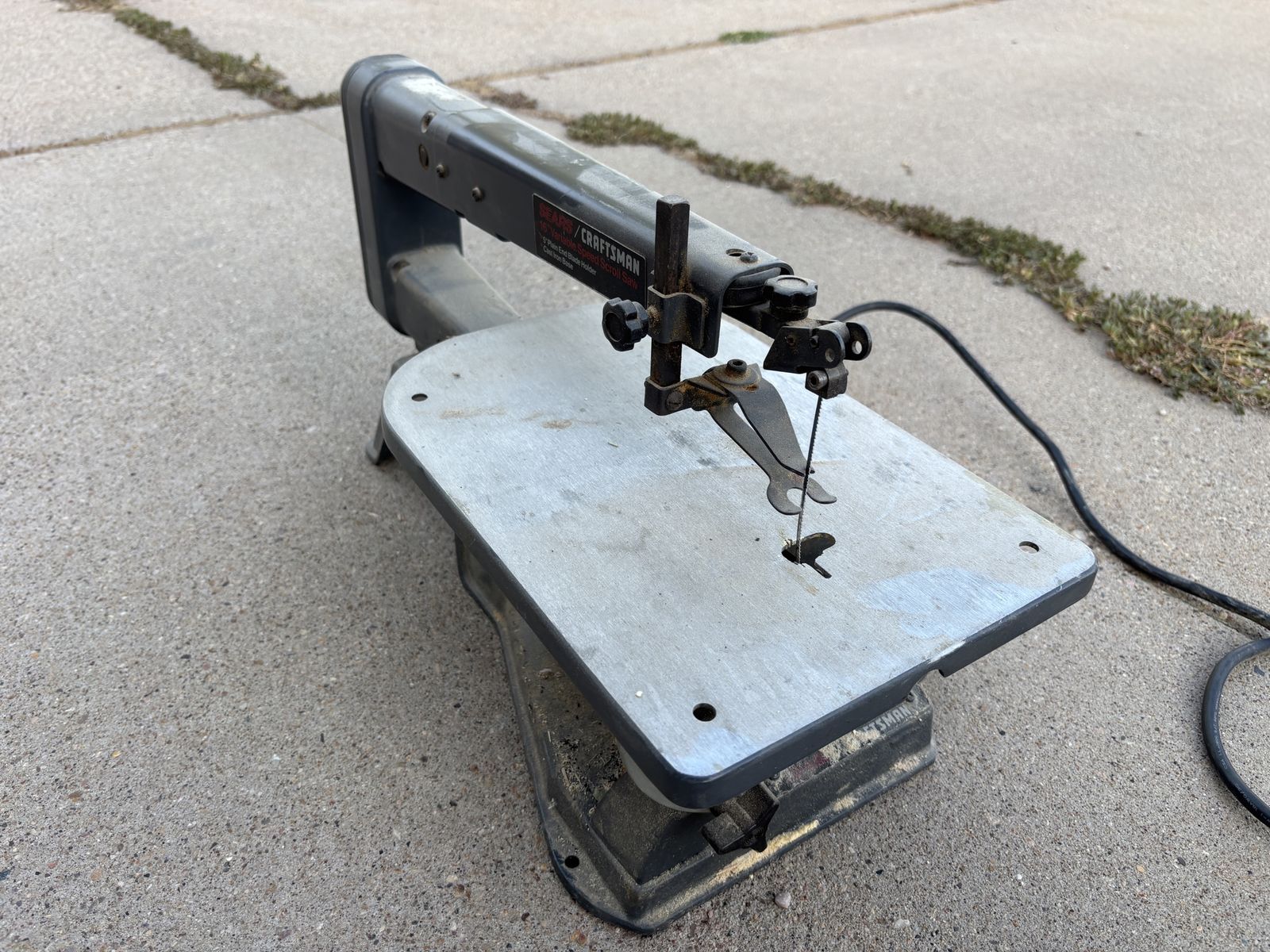 Sears Craftsman 16" Variable Speed Scroll Saw - Cast Iron Base
