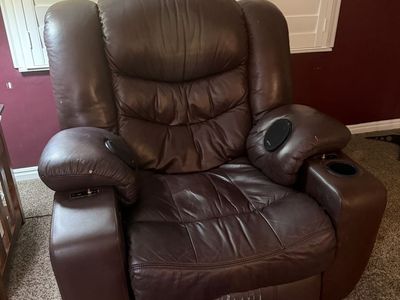 Brown Leather Recliner with Cupholder and Speakers - Built-in Cupholder, Speakers