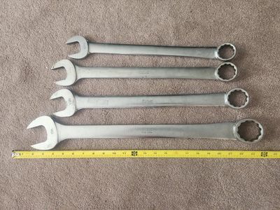 Snap-on 1-3/16" to 1-5/8" Combination Wrenches - 4-Piece Set, Large Size Mechanics Tools