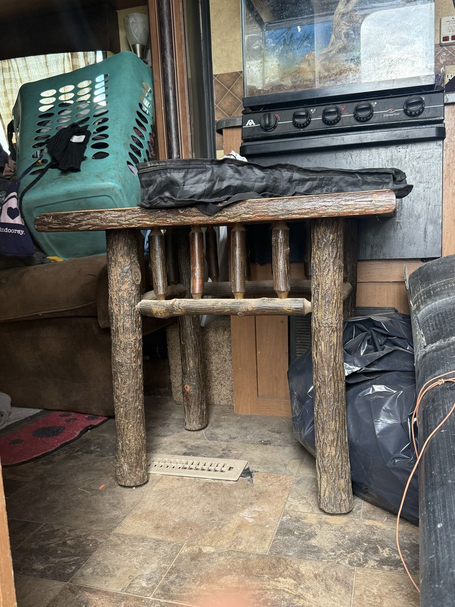 Log end tables