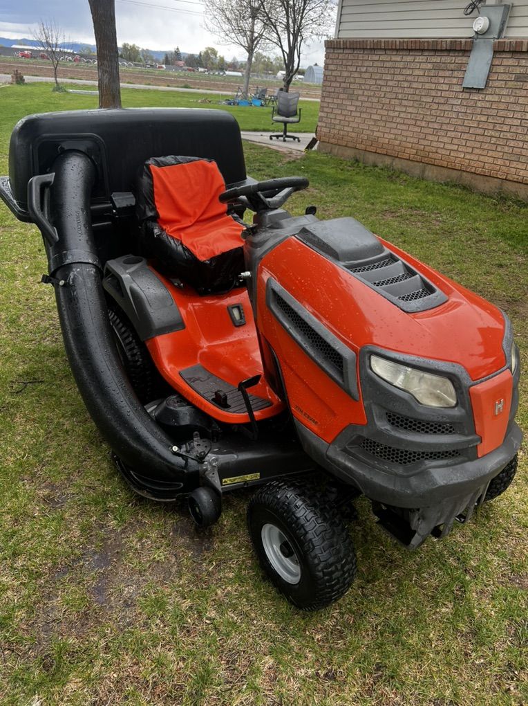 Husqvarna Riding Lawn Mower