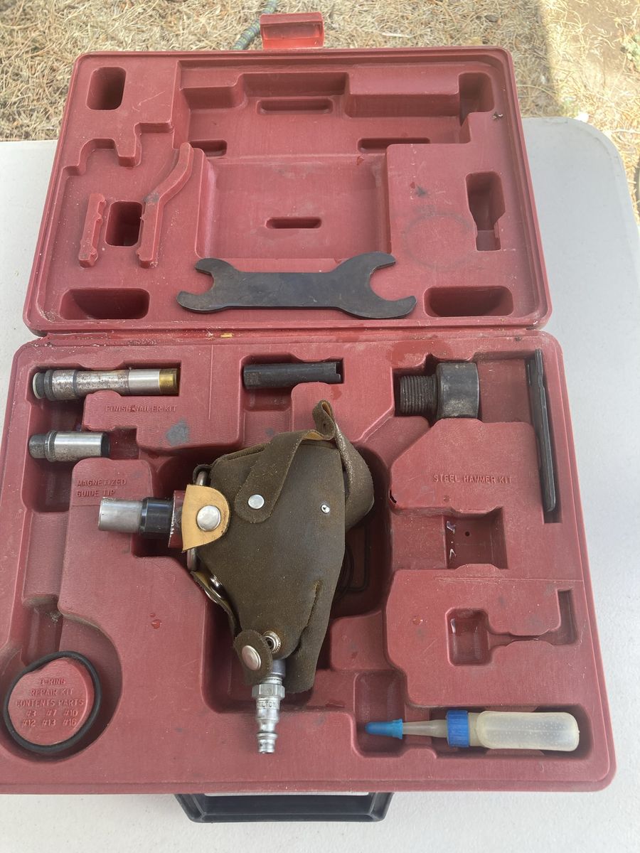 Tradesman 8400 Air Palm Nailer Kit - Power Tool Specialists - Used