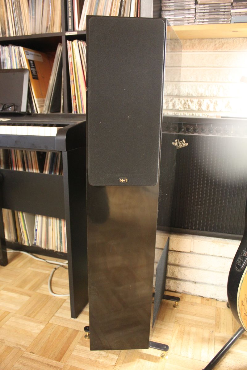 NHT Now Hear This Model 2.5 Floor standing Speakers