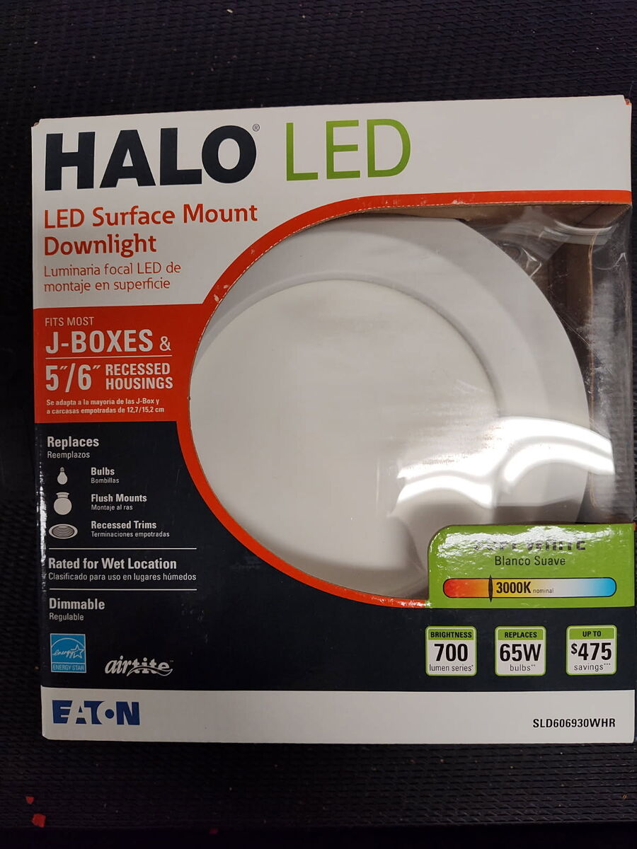 LED lighting fixtures and triim