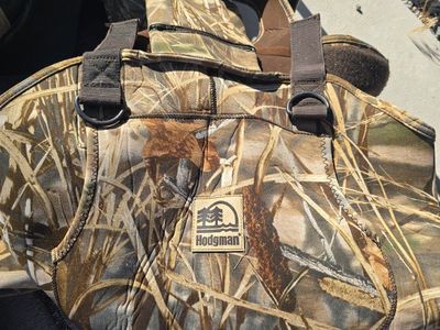 Hodgman Camo Neoprene Bootfoot Waders - Men's Size 9