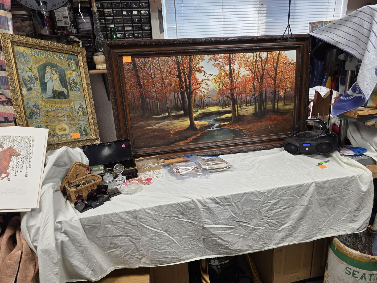 Main image 3