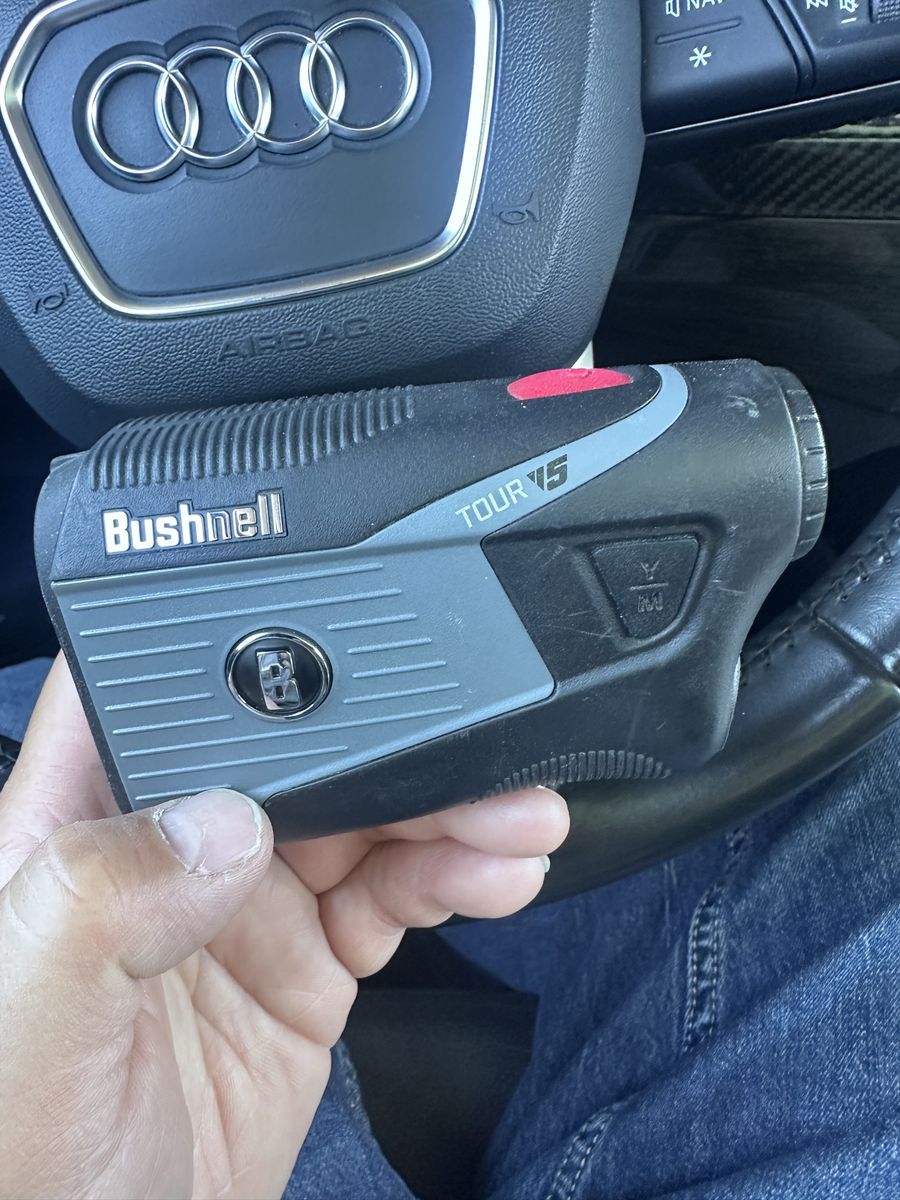 Bushnell rangefinder V5