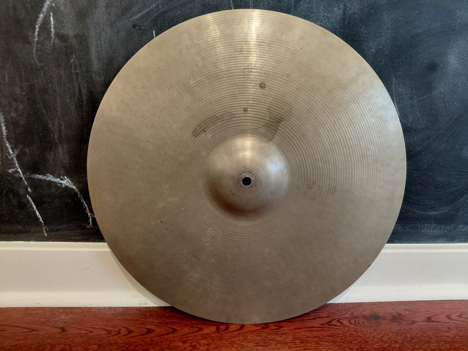 Vintage 1960s Paiste Ludwig Standard 18" Crash Cymbal 1340g