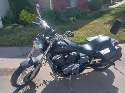 2002 Honda Shadow 750 – Runs Great (Extras Included)