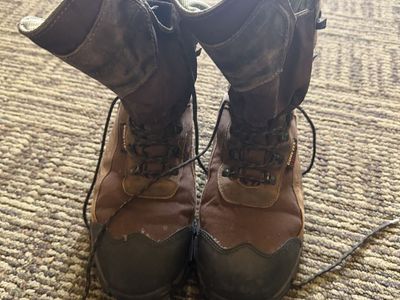 Cabelas winter boots size 11