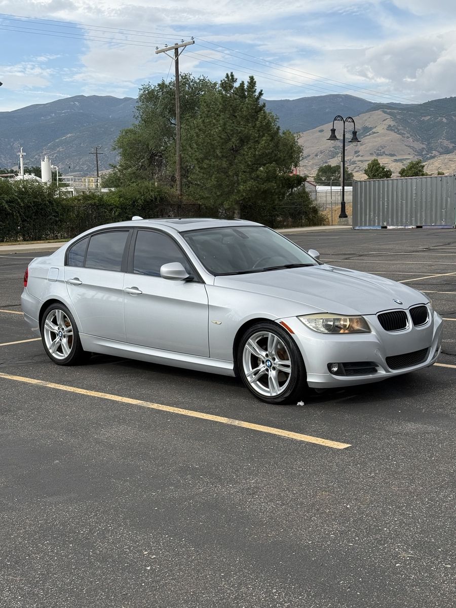 2010 BMW 3 Series 328i
