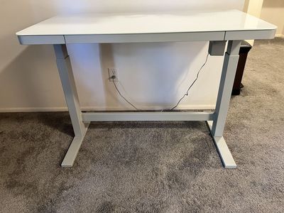 Tresanti Electric Adjustable Height Standing Desk - Glass Top with USB Ports