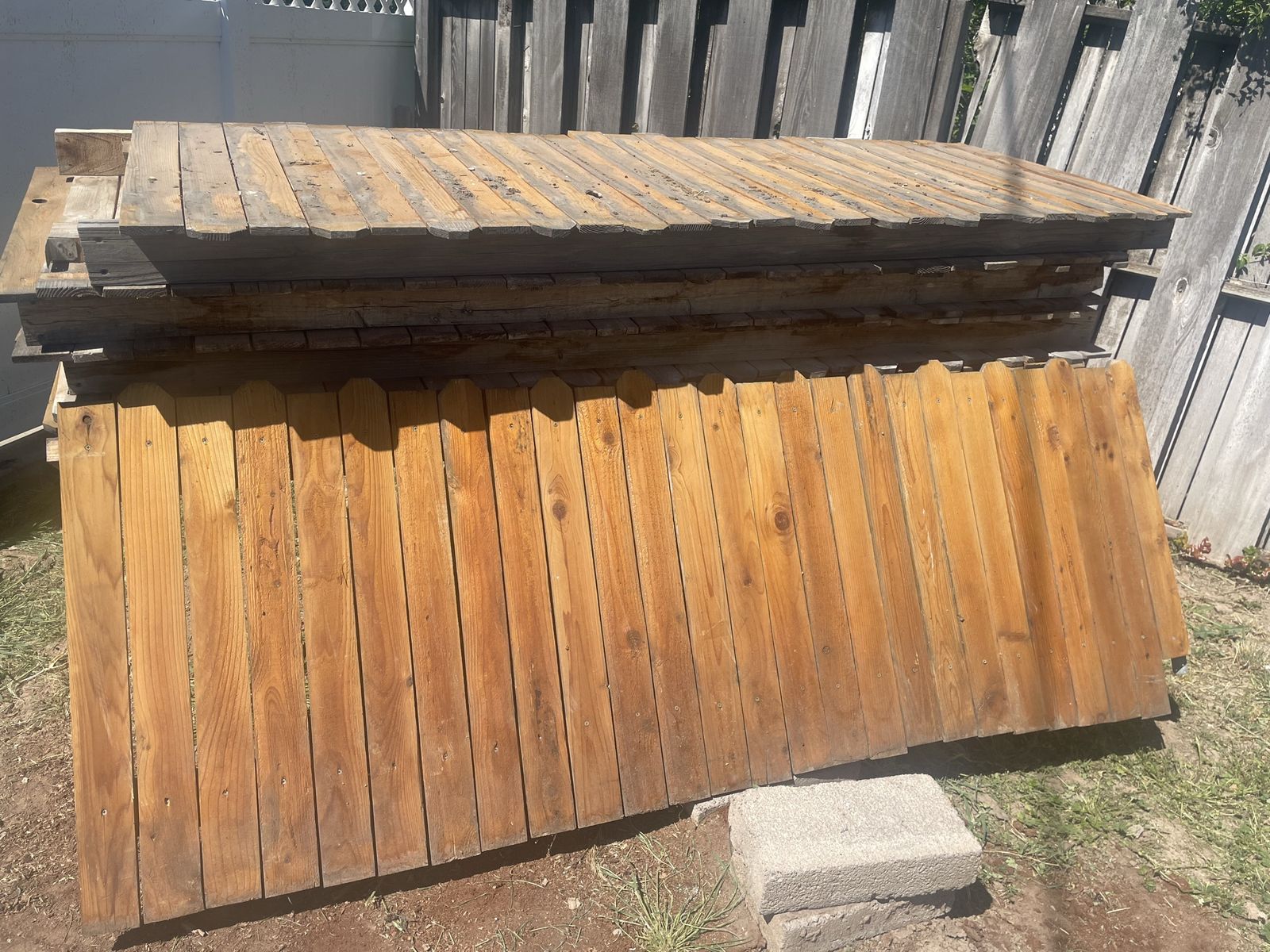 Wooden Fencing Pieces