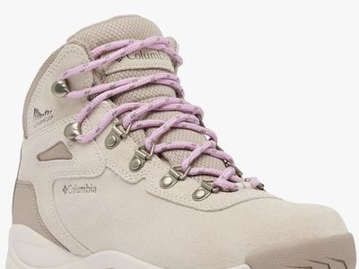 Columbia womans hiking shoes