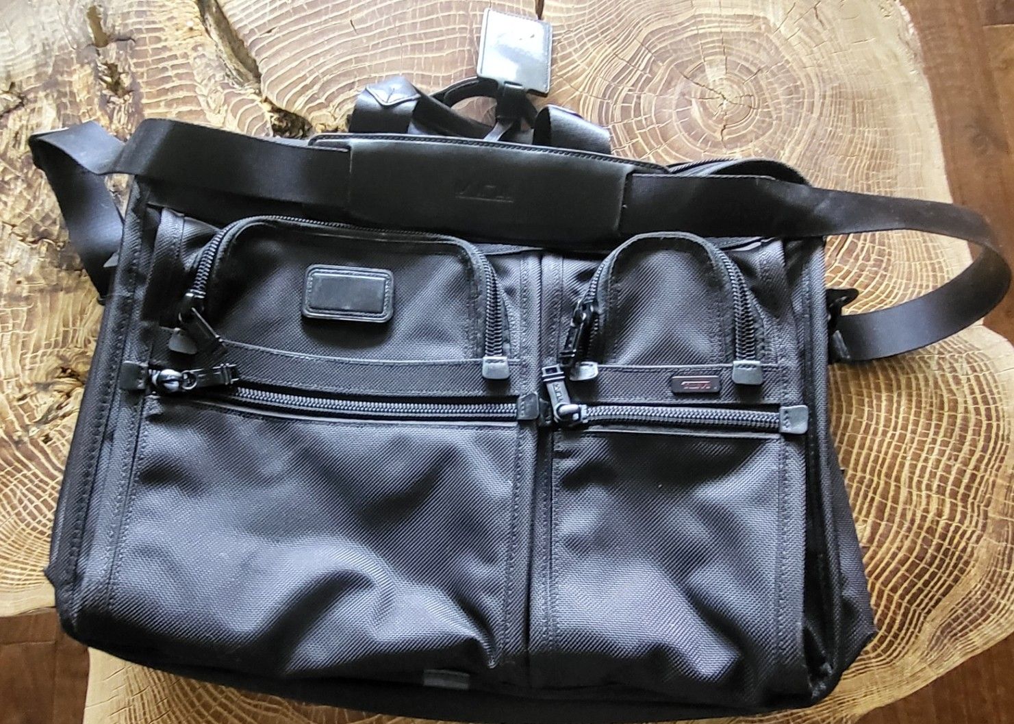 Tumi Alpha Series 2 / 3 Model