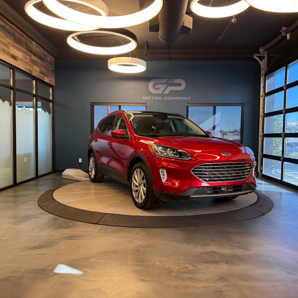 2022 Ford Escape Titanium
