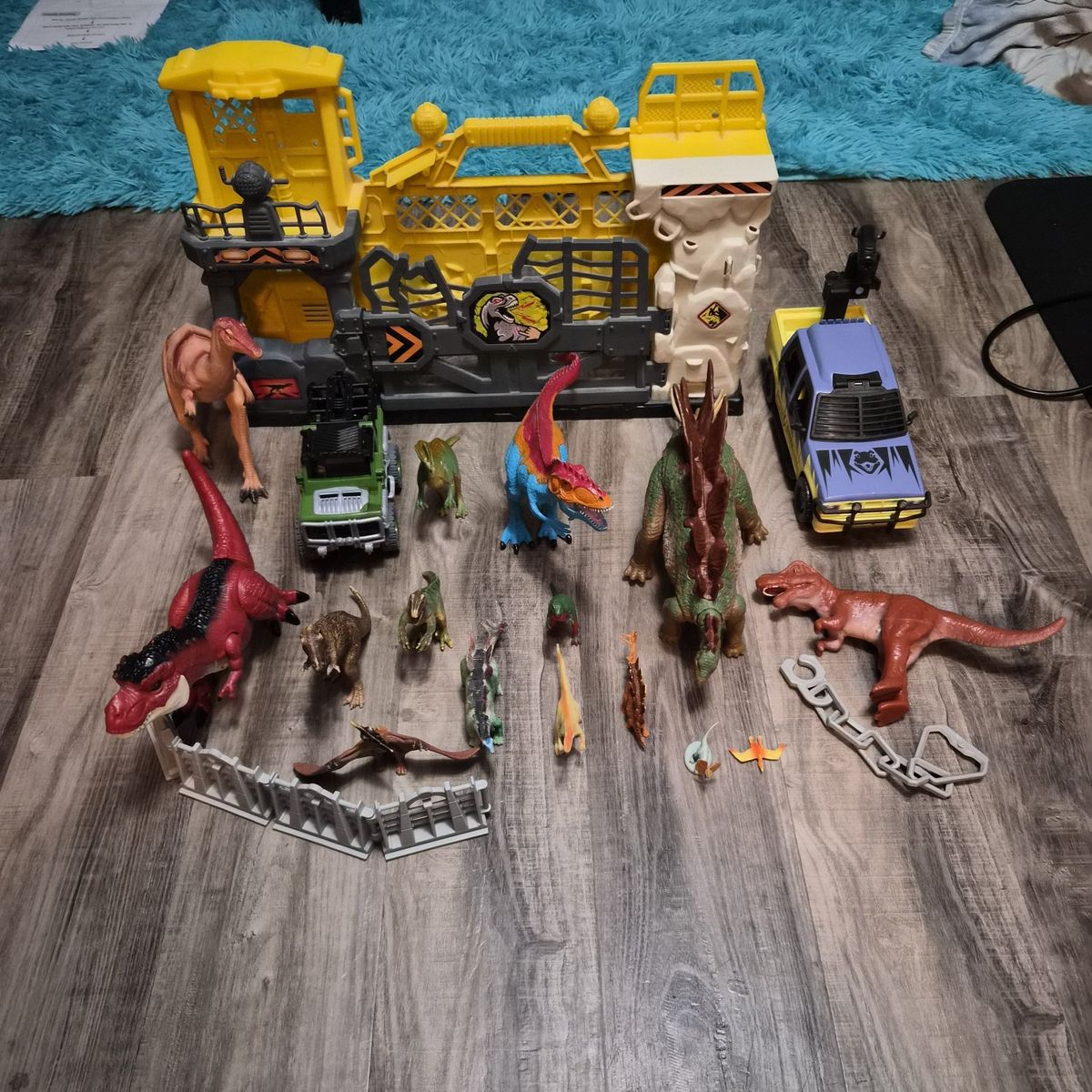Large Dinosaur lot