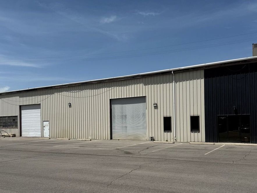 Main image 1